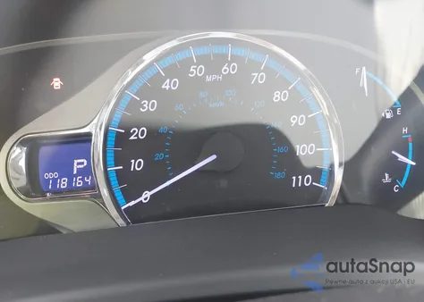 2011 Toyota Sienna Xle V6/Xle V6 Auto Access Seat z USA, uszkodzony, nr VIN 5TDYK3DC0BS120366